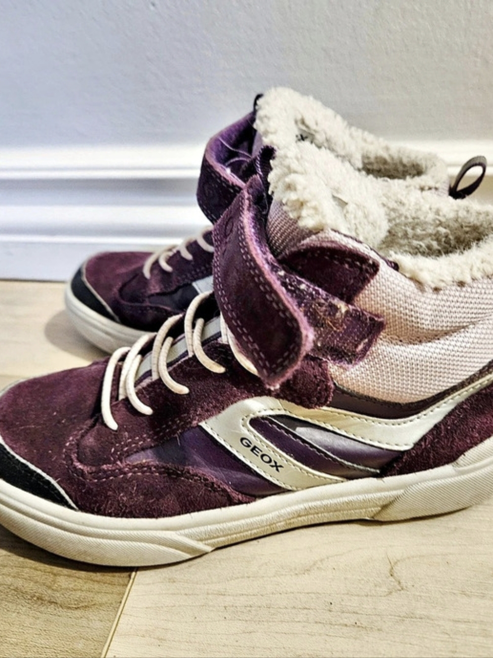 Geox Kids High Top Sneakers in Purple & White